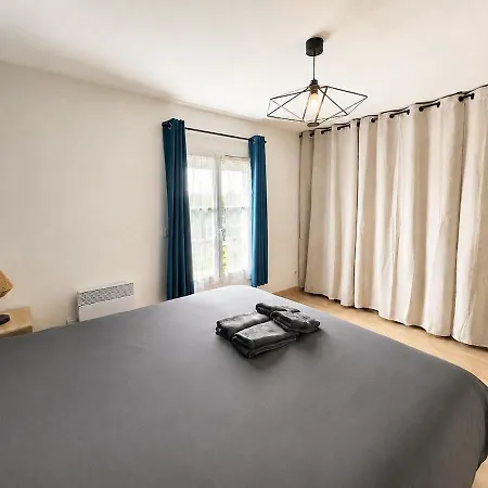 Maison Avec Jardin Proche 3 *